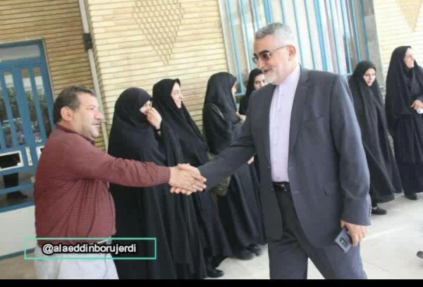 بازدید نماینده محترم بروجرد آقای دکتر علائالدین بروجردی از دانشگاه فرهنگیان بروجرد 7