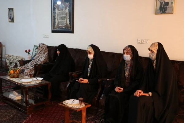 دیدار با خانواده شهید دانشجو معلم مرکز زینب کبری (س) شهید شاکرمی 2